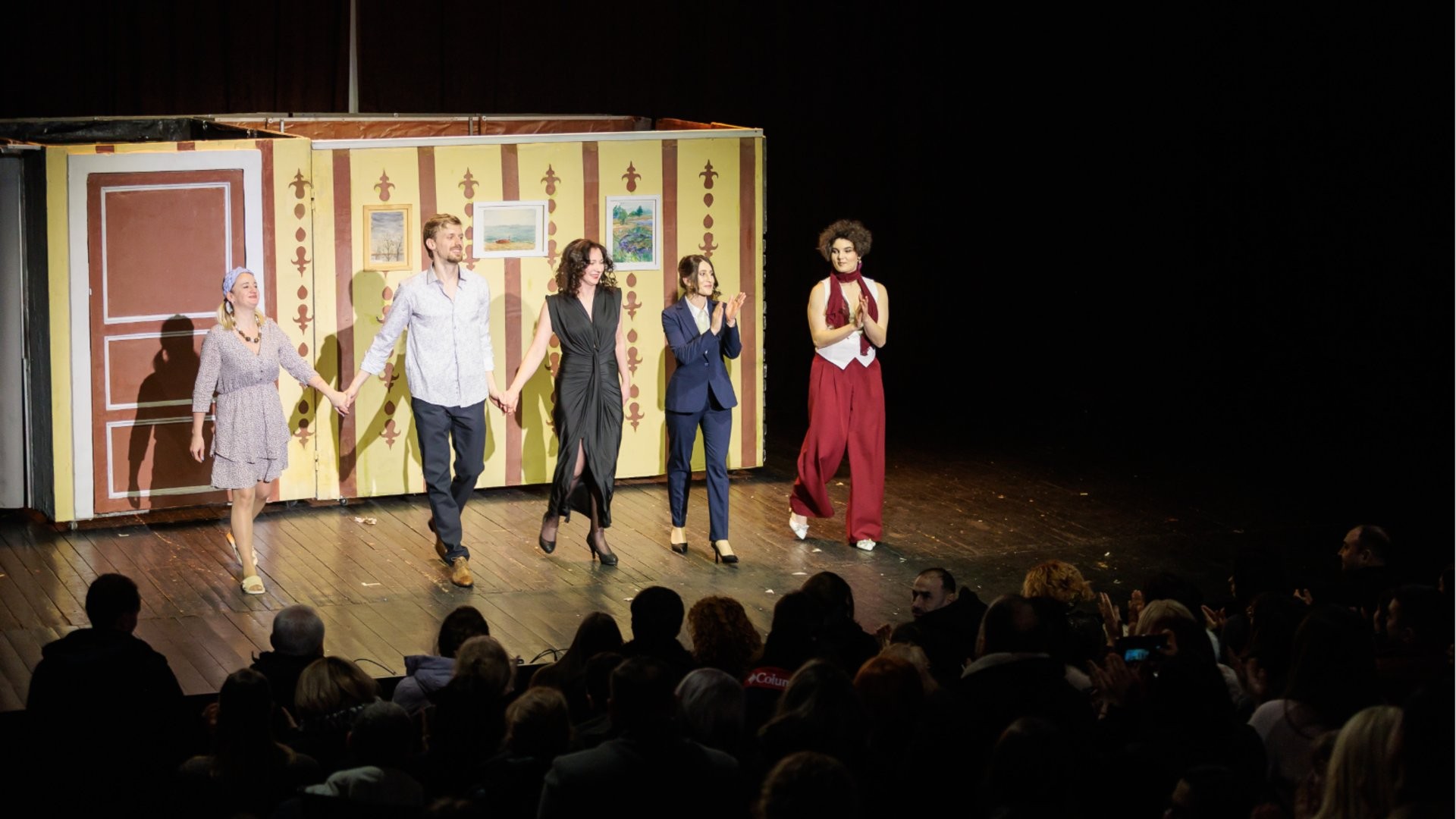 "Un bărbat și mai multe femei” - Spectacol #Comedie - 10 MAI 2026 | 18-00  | TEATRUL DE ARTĂ din CHIȘINĂU | TAC