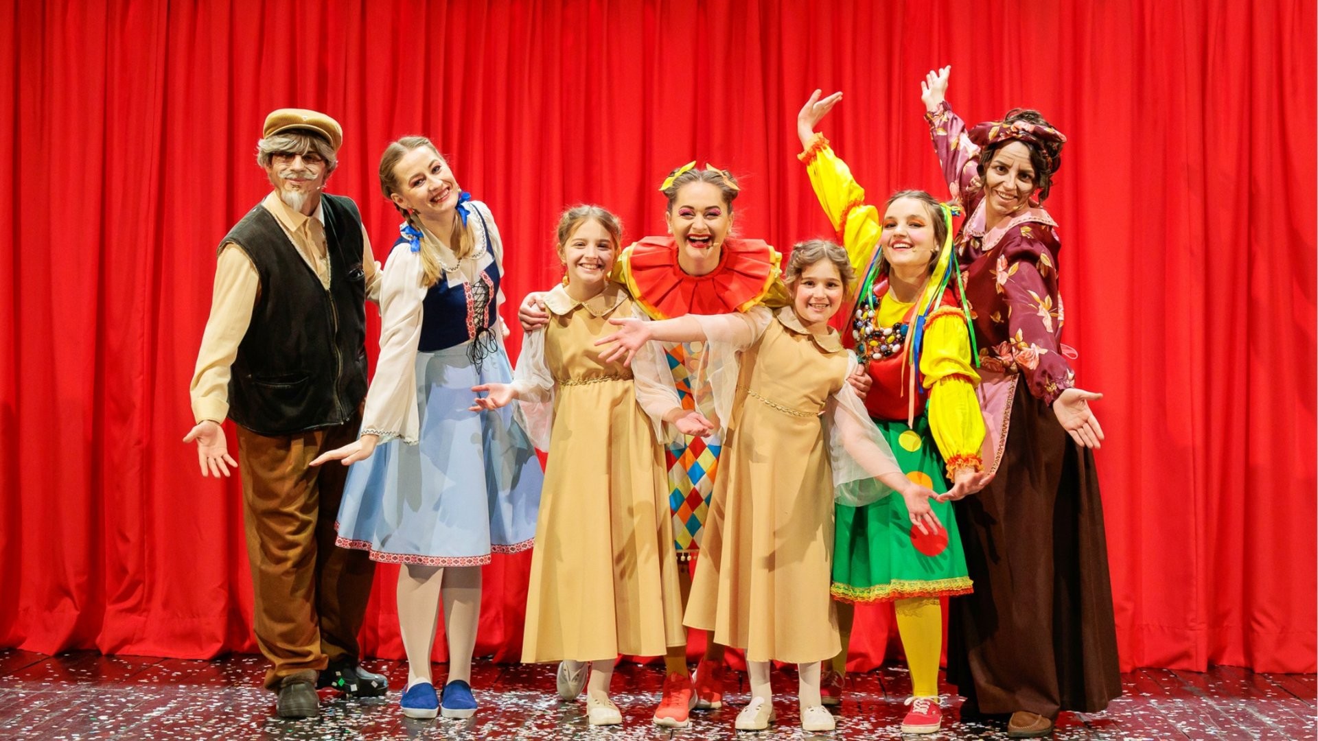 Fata Babei si Fata Mosneagului - Spectacol interactiv pentru Copii | Teatrul Planeta Clounella | 27 IUNIE 2026 | 11-00