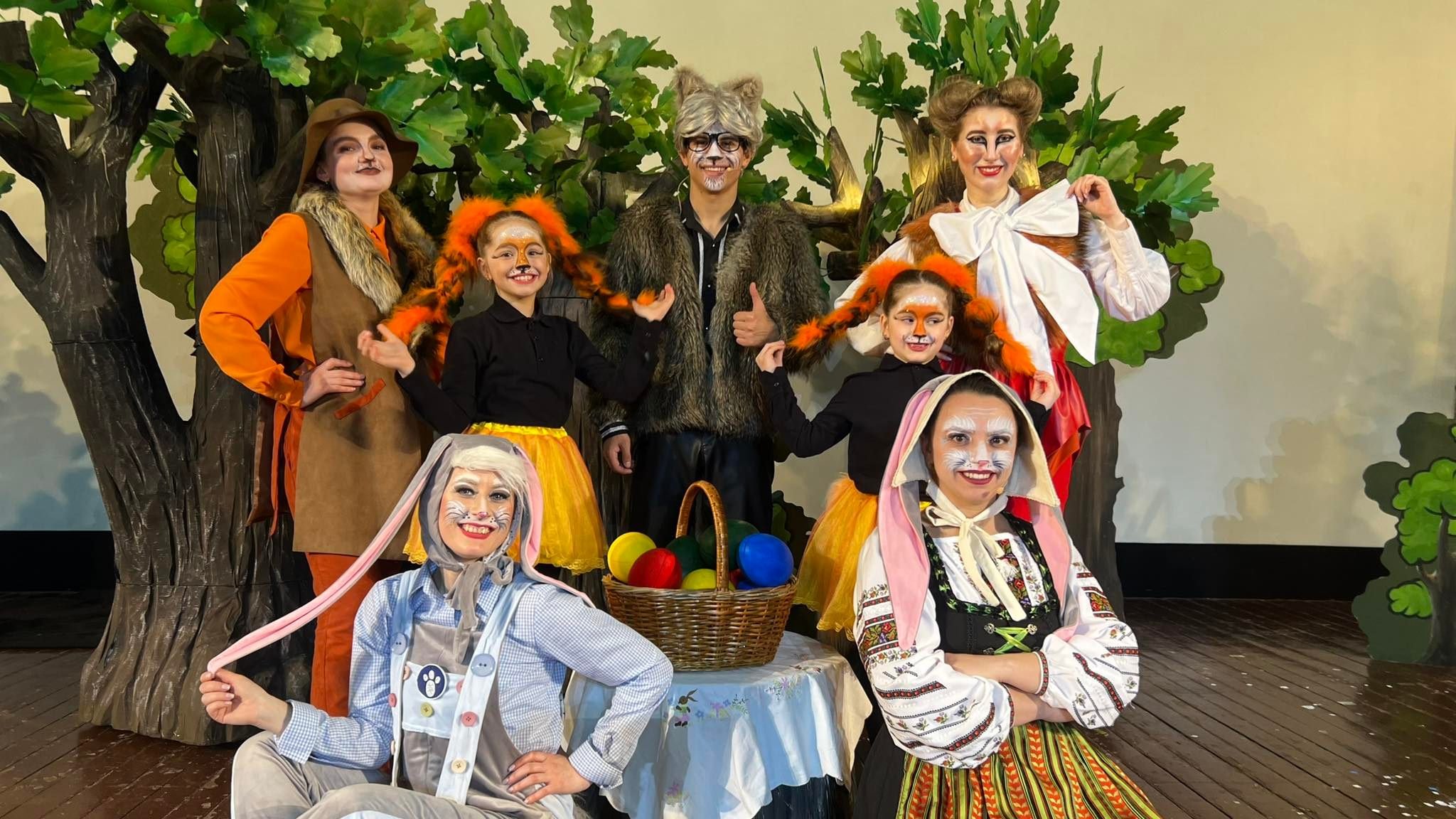 Povestea Iepurașului Cristin - Spectacol Interactiv pentru Copii | Teatrul Planeta Clounella | 14 SEPTEMBRIE 2024 | 11-00  