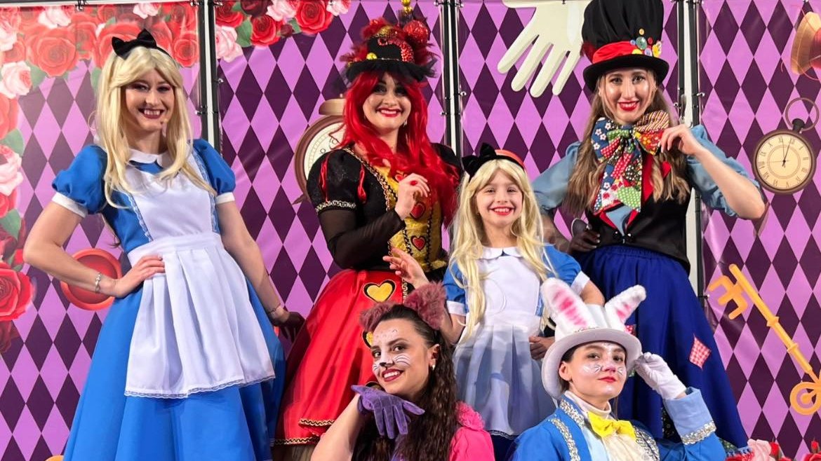 PREMIERĂ: Alice in Tara Minunilor - Spectacol pentru Copii +7 | 04 MAI 2025 | 17-00  