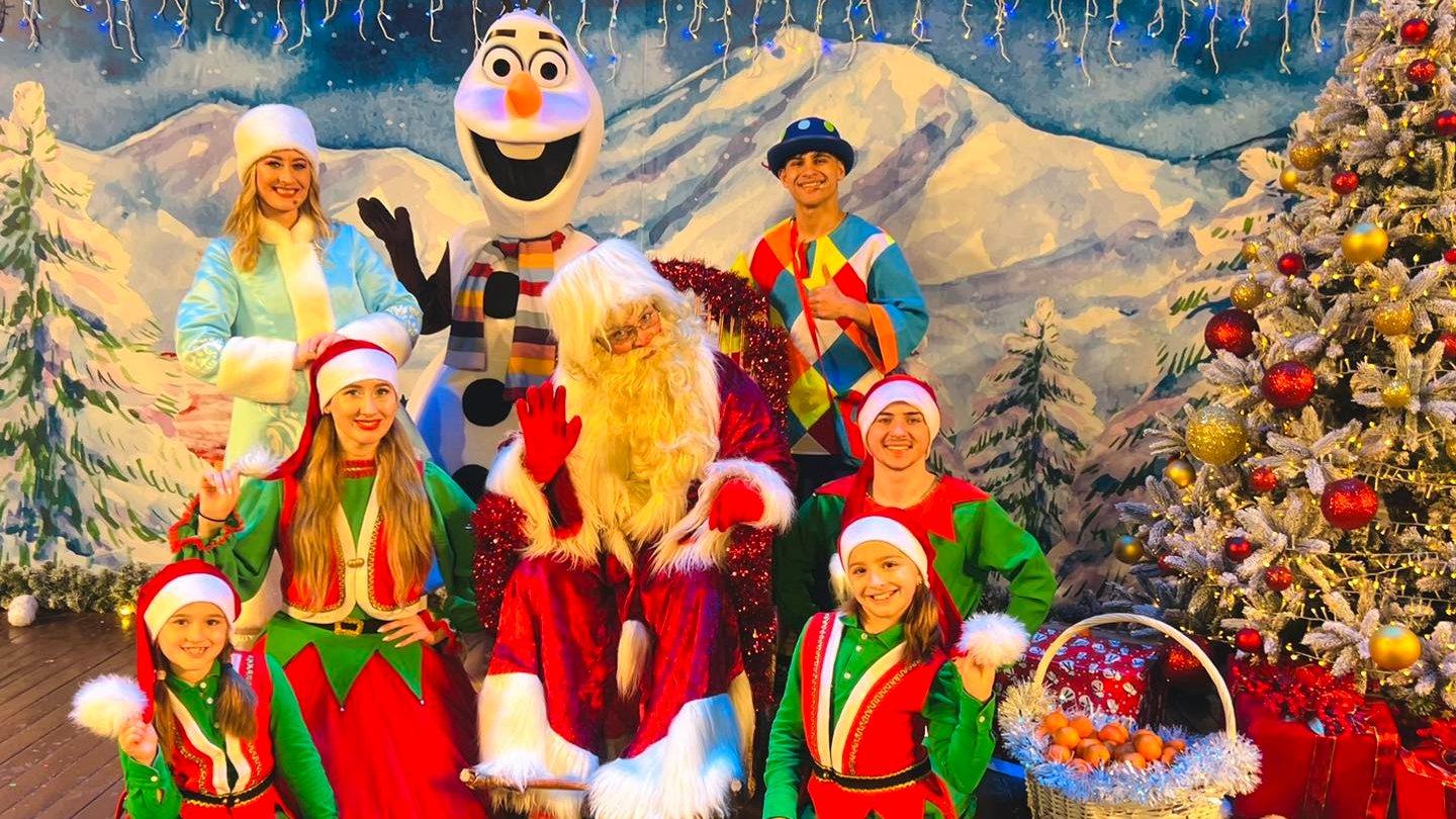 Povestea lui Moș Crăciun - Spectacol Tematic Interactiv de Animatie pentru Copii | 24 Decembrie 2023, 18-00  