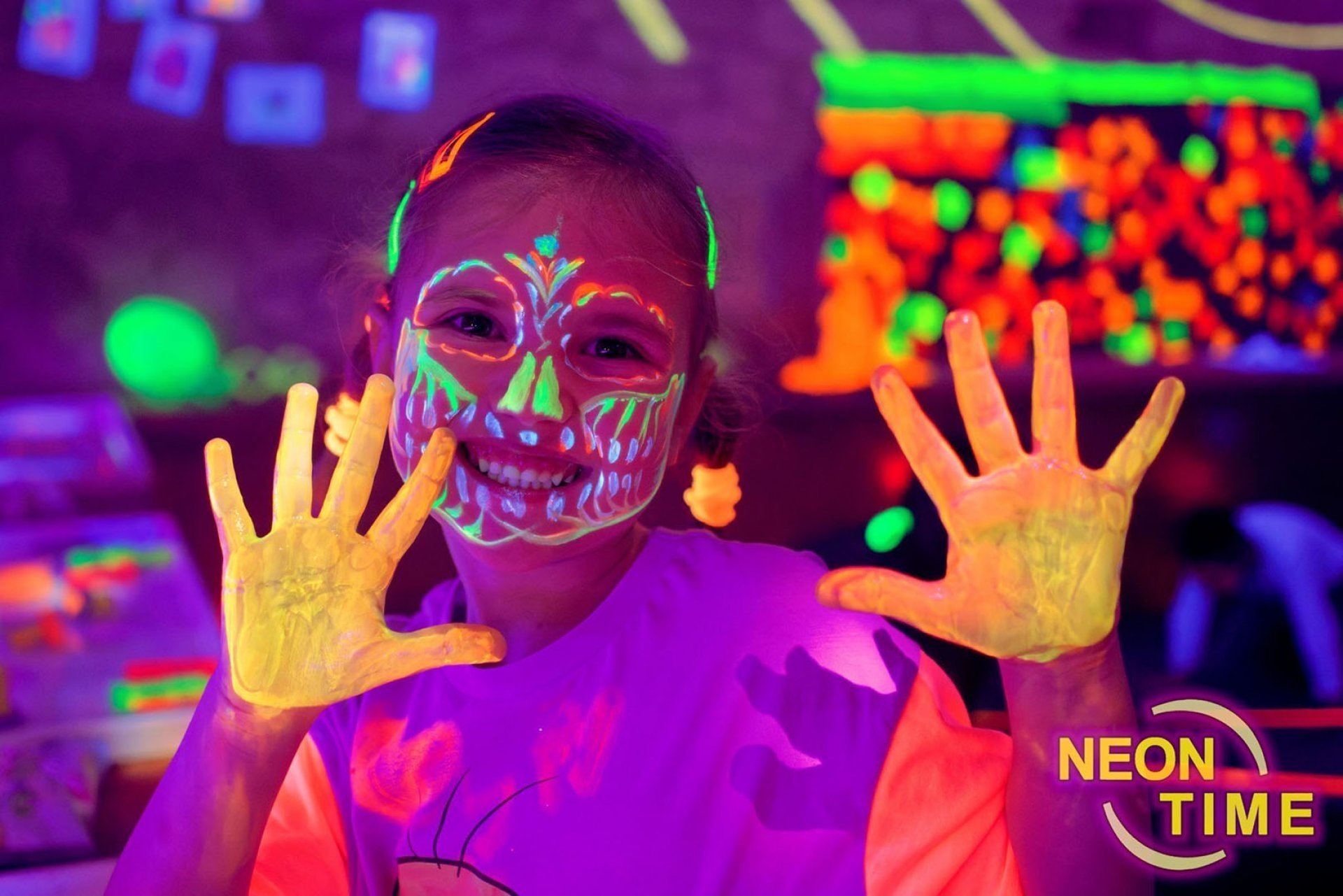 Neon Time Party 17 iulie