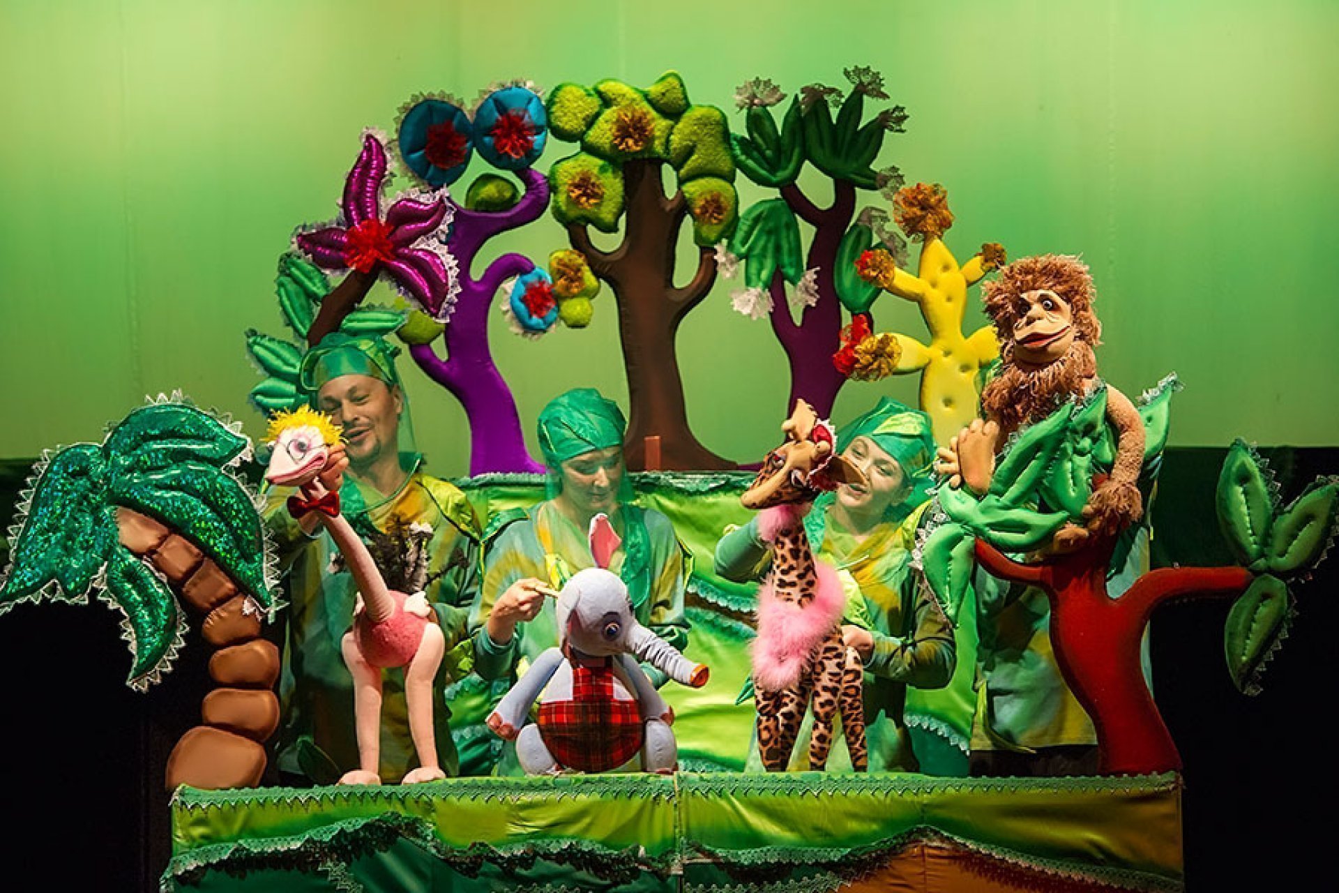 ЛЮБОПЫТНЫЙ СЛОНЁНОК Octombrie 2020