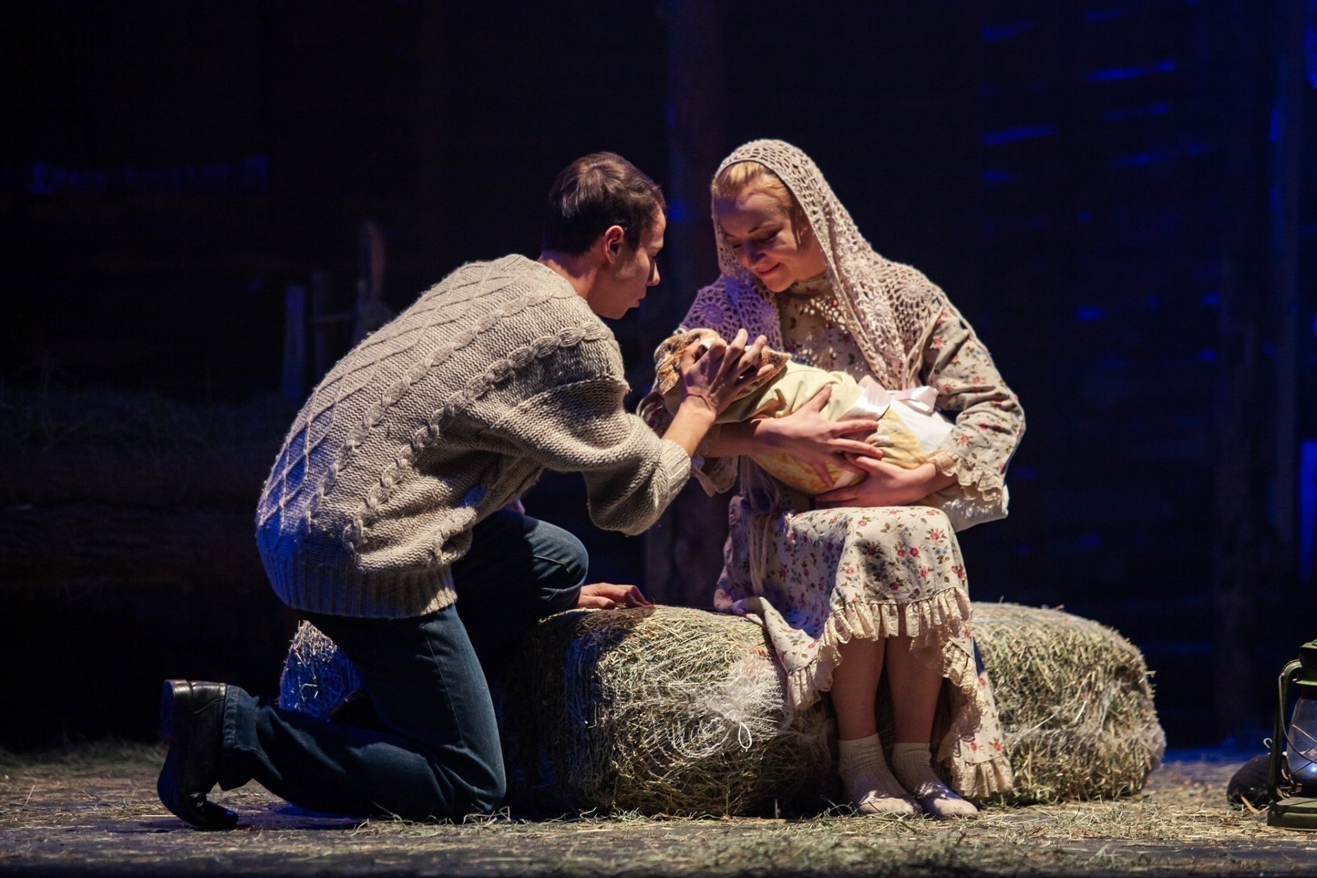 O istorie foarte simplă aprilie 2022