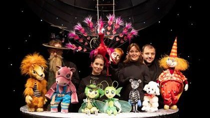 Premieră! POVESTEA UNUI LICURICI Februarie 2023