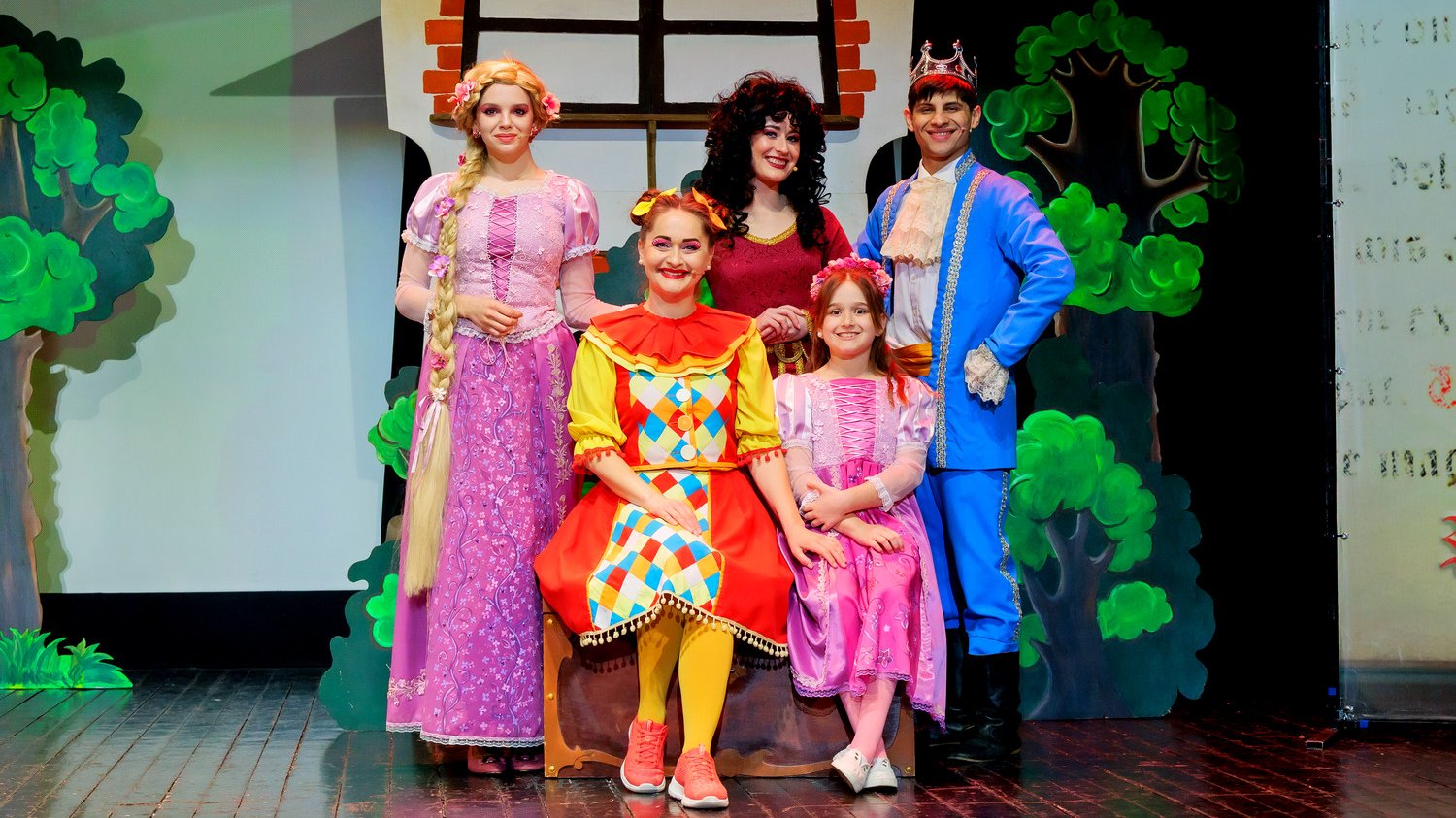 Rapunzel - Spectacol Interactiv pentru Copii | Teatrul Planeta Clounella | 04/05 OCTOMBRIE 2025 | 11-00   