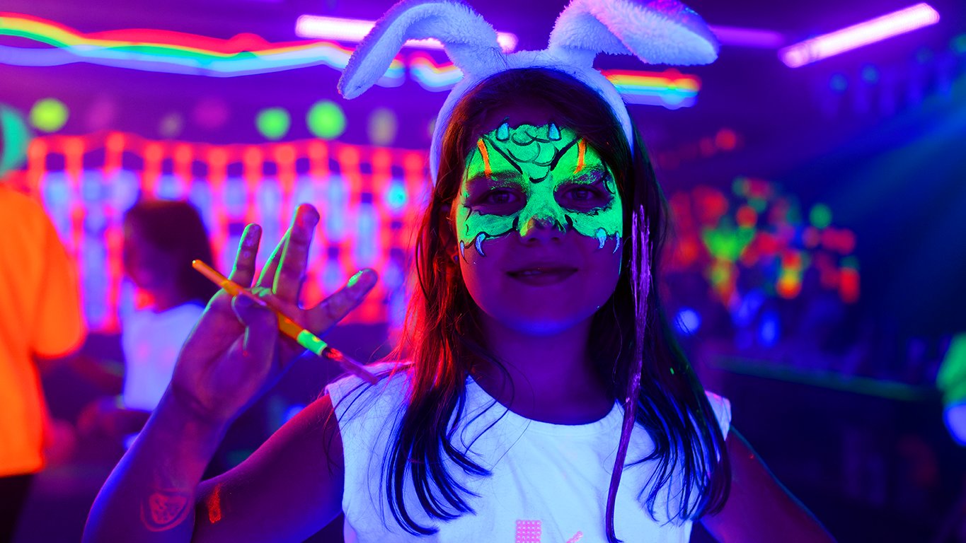 Neon Time Party 19 Mai 