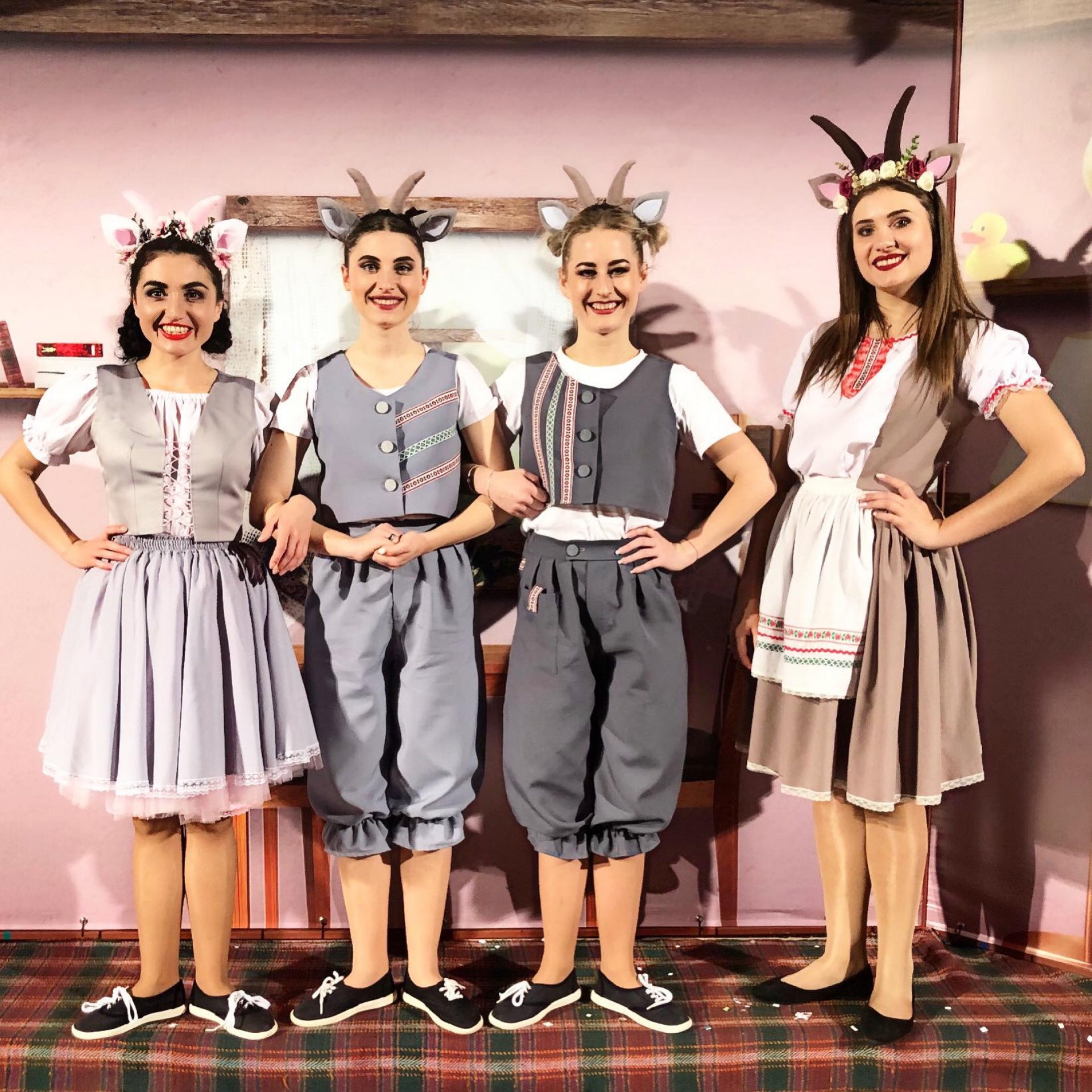 Capra cu Trei Iezi - Spectacol Interactiv de Animatie pentru copii | Februarie 2021 | +3