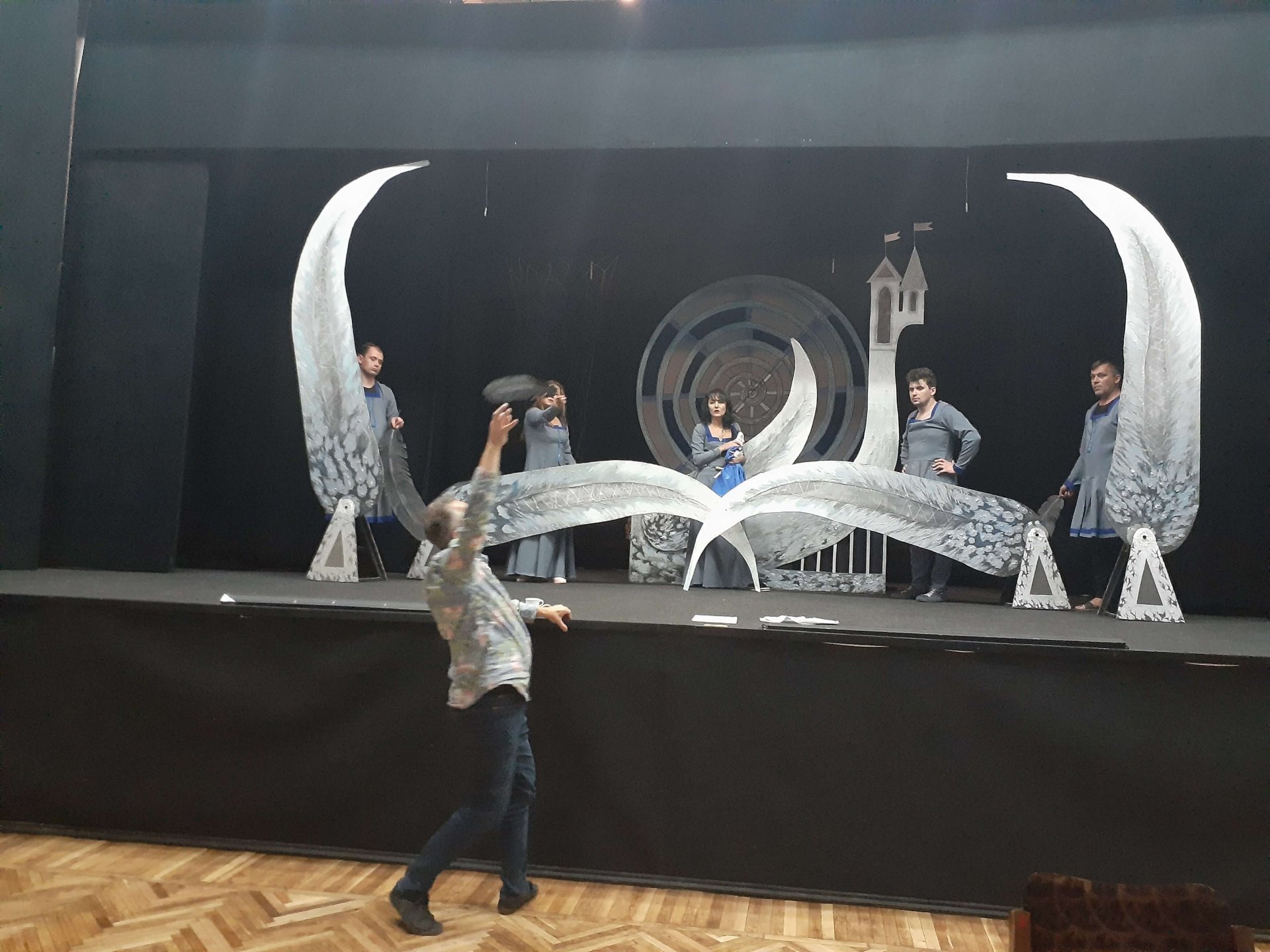 LEBEDELE SALBATICE 4+ Noiembrie 2021