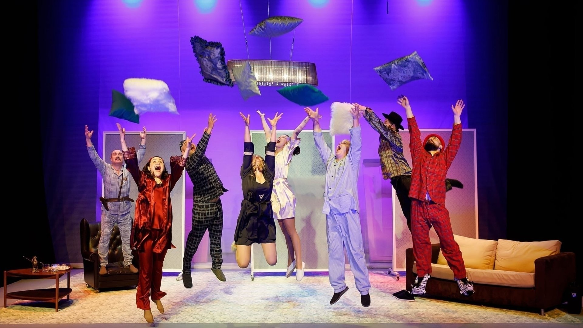 FARA PIJAMALE după Mawby GREEN și Ed FEILBERT Martie 2023